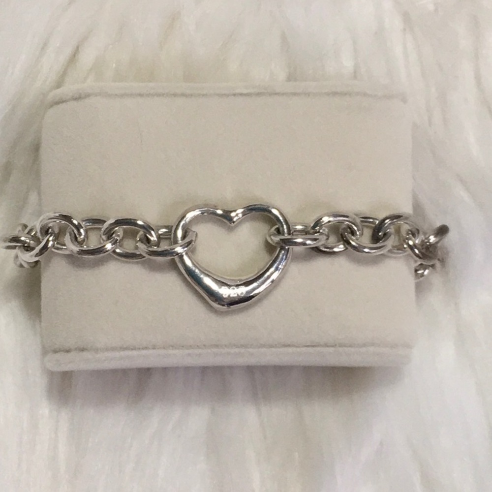 Sterling Silver Toggle Heart Bracelet. EUC